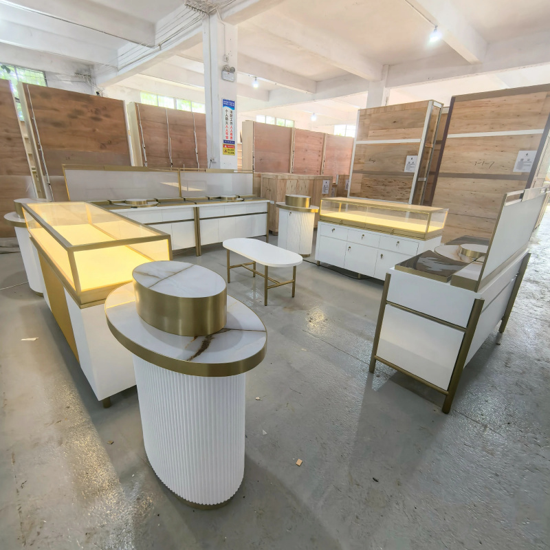 Muebles de Salón de Belleza y  - Luxury Skincare And Spa reseña y precio